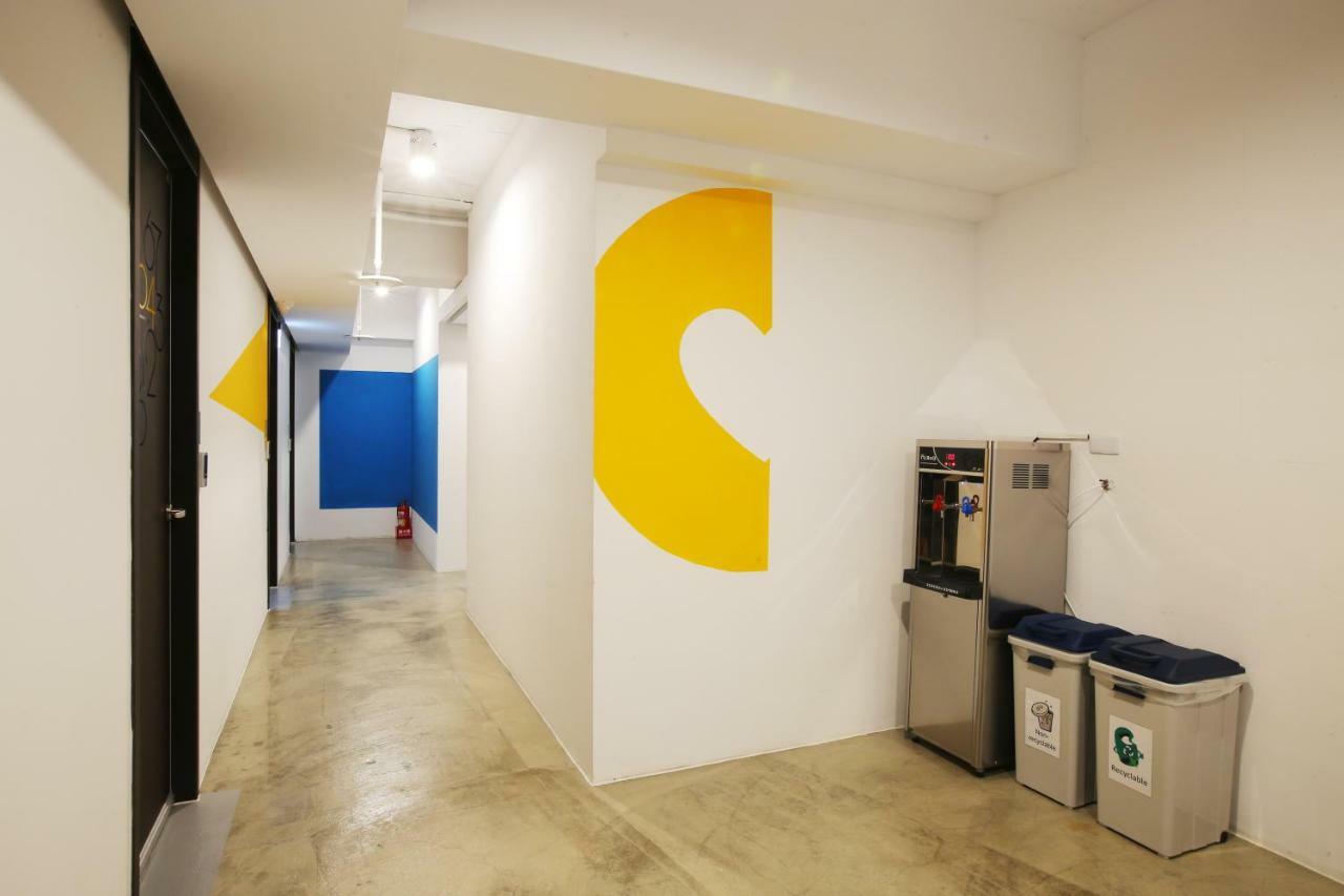 Loosha Hostel Taichung Exterior photo